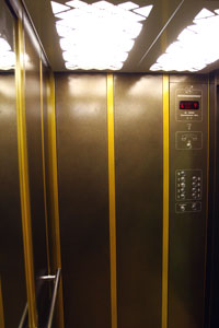 Лифт пассажирский вариант отделки "Престиж"